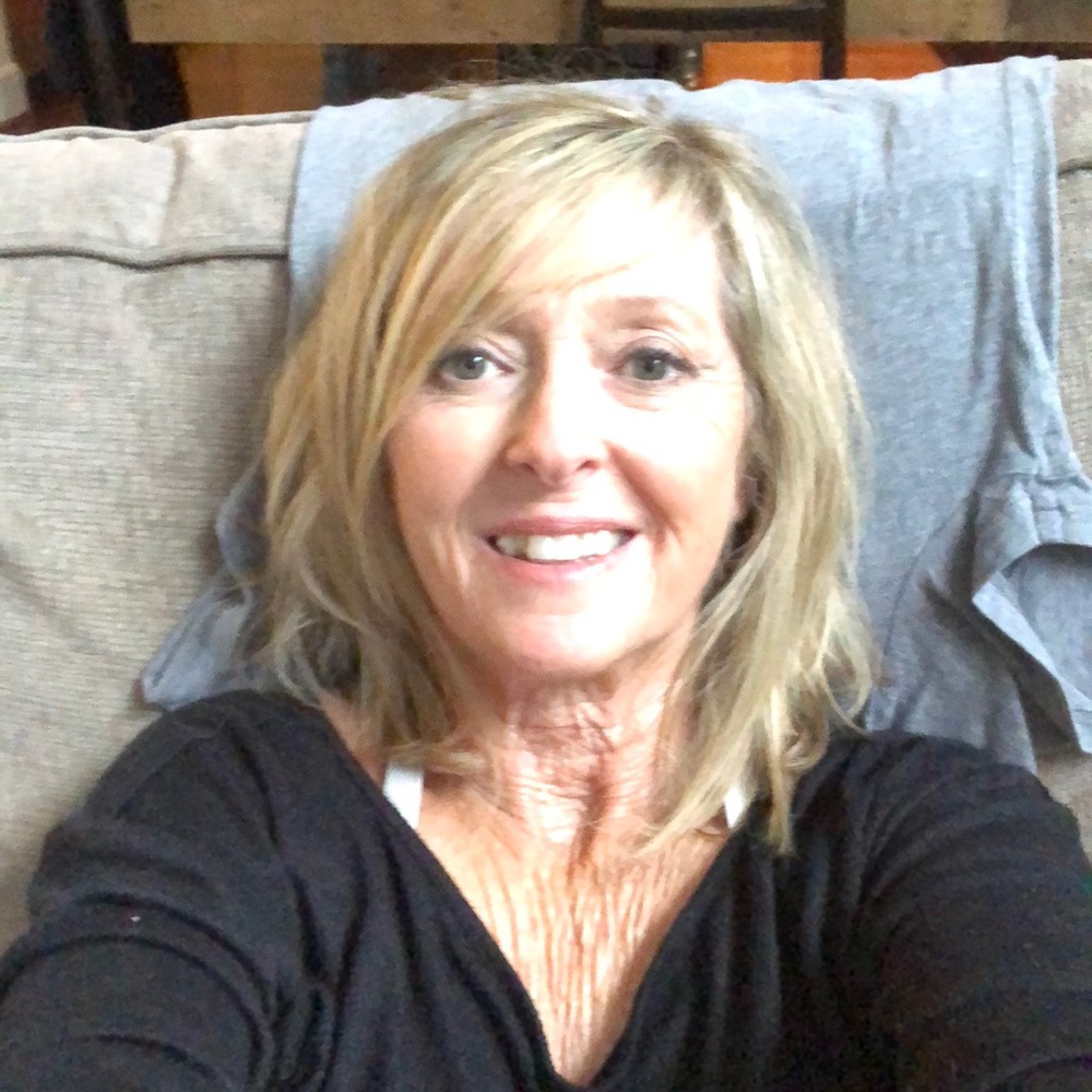 Meet your Posher, Lisa